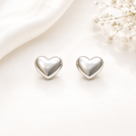 Load image into Gallery viewer, Pearl Sweetheart Stud