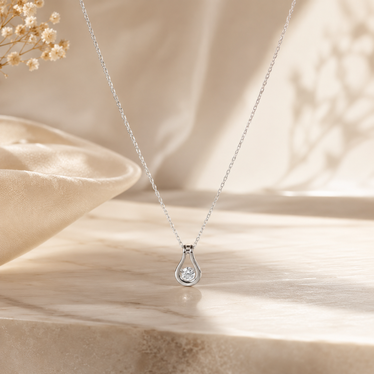 Novera glow pendant