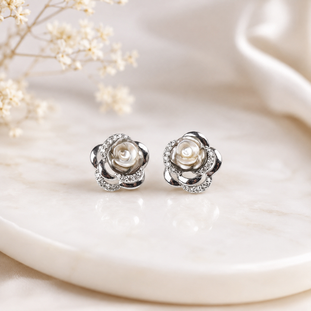 Mop Rose Halo Stud