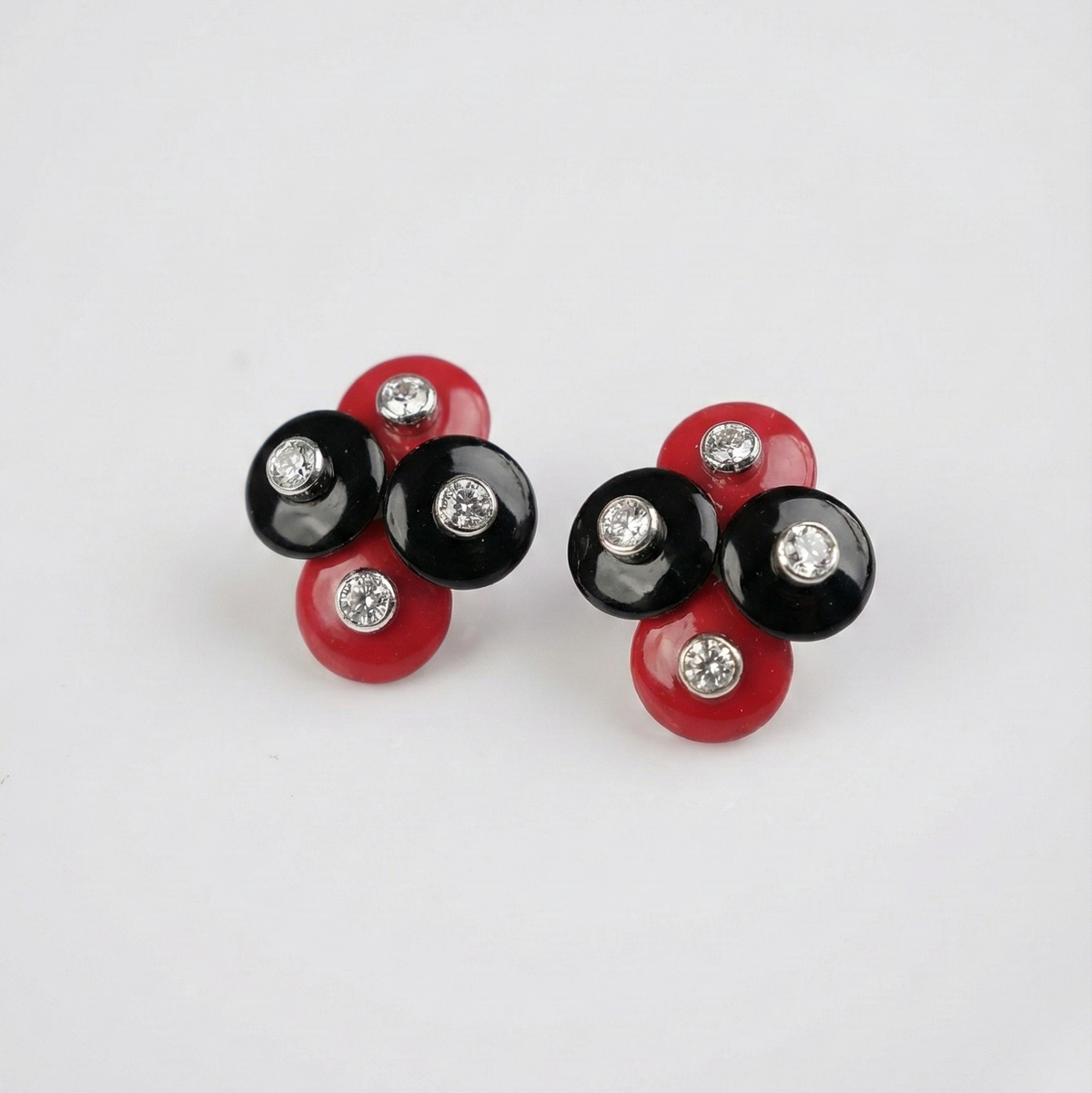 Midnight rouge earrings