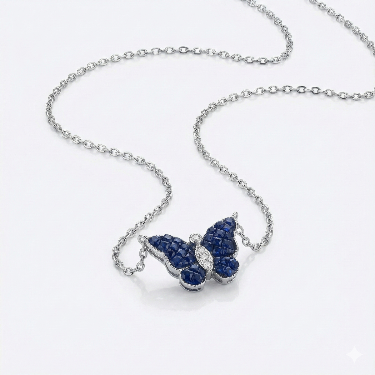 Serti blue butterfly pendant